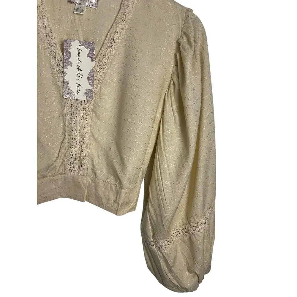 Band of the Free Brie Light Camel Long Sleeve Top Lace Insets Small‎ NWT